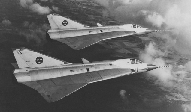 Illustration for article titled This Date in Aviation History: October 22 - October 25